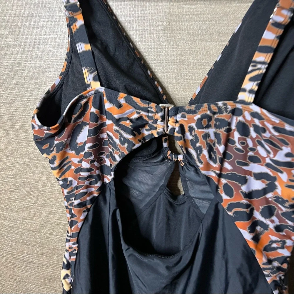 Swimsuits For All Women's Plus Size Center Ring Plunge One Piece Swimsuit XL